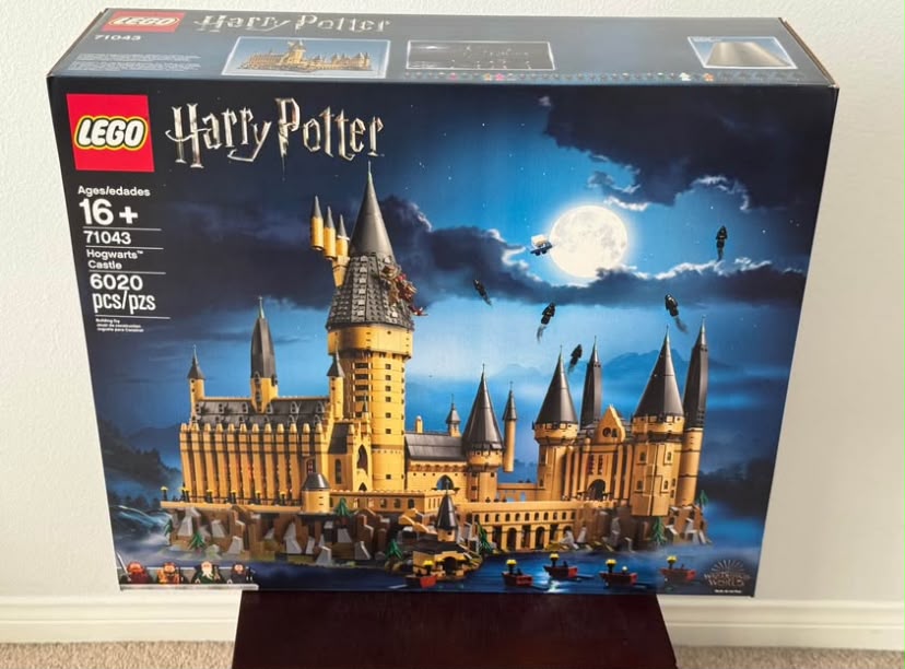 Lego Harry Potter Hogwarts 71043 New In Box Sealed - Image 2