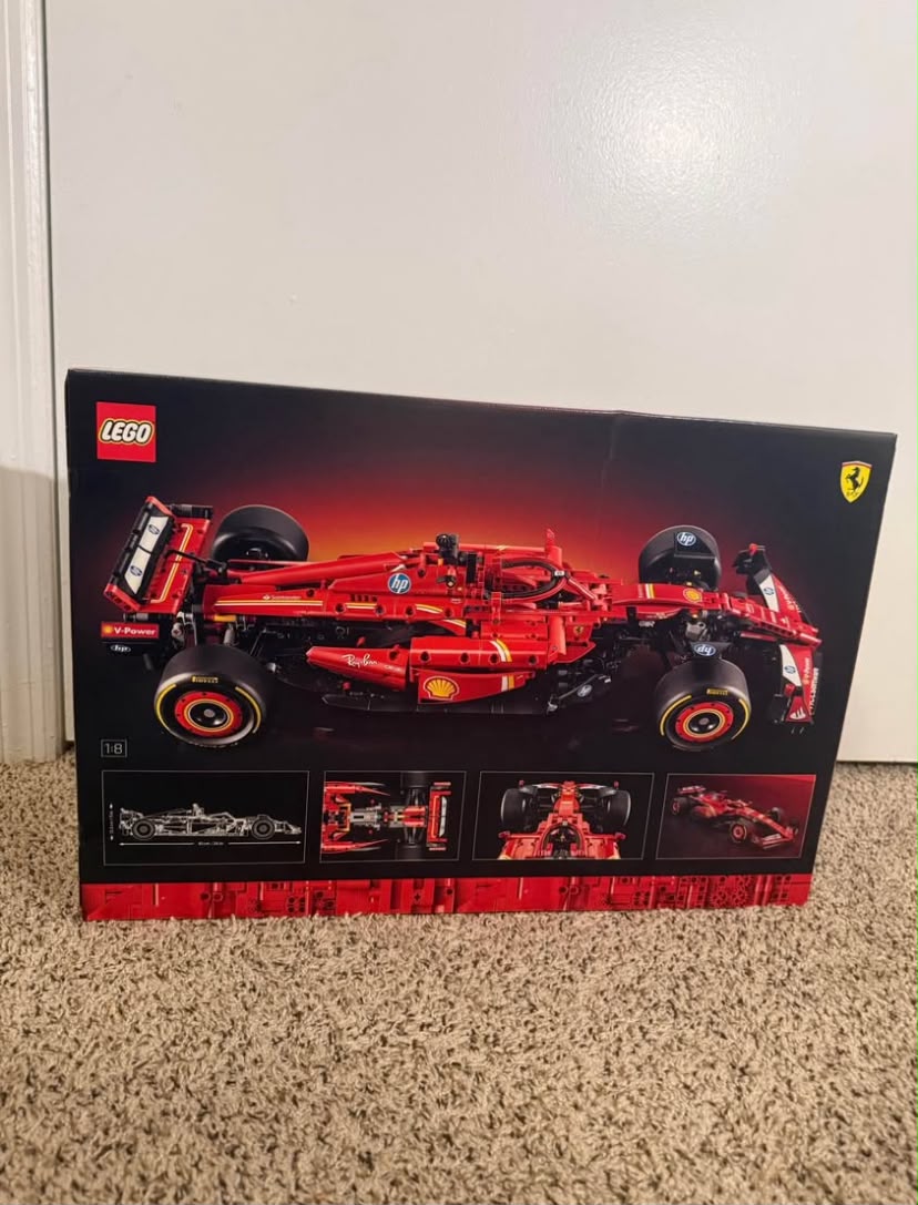 LEGO 42207 Technic Ferrari SF-24 - Image 3
